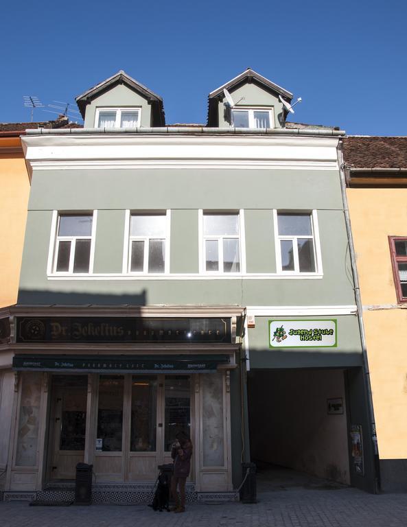 Jugendstube Hostel Brasov Ngoại thất bức ảnh