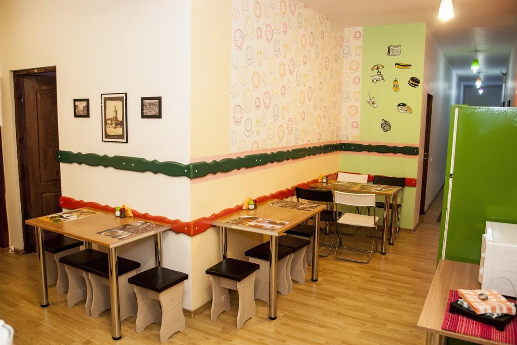 Jugendstube Hostel Brasov Ngoại thất bức ảnh