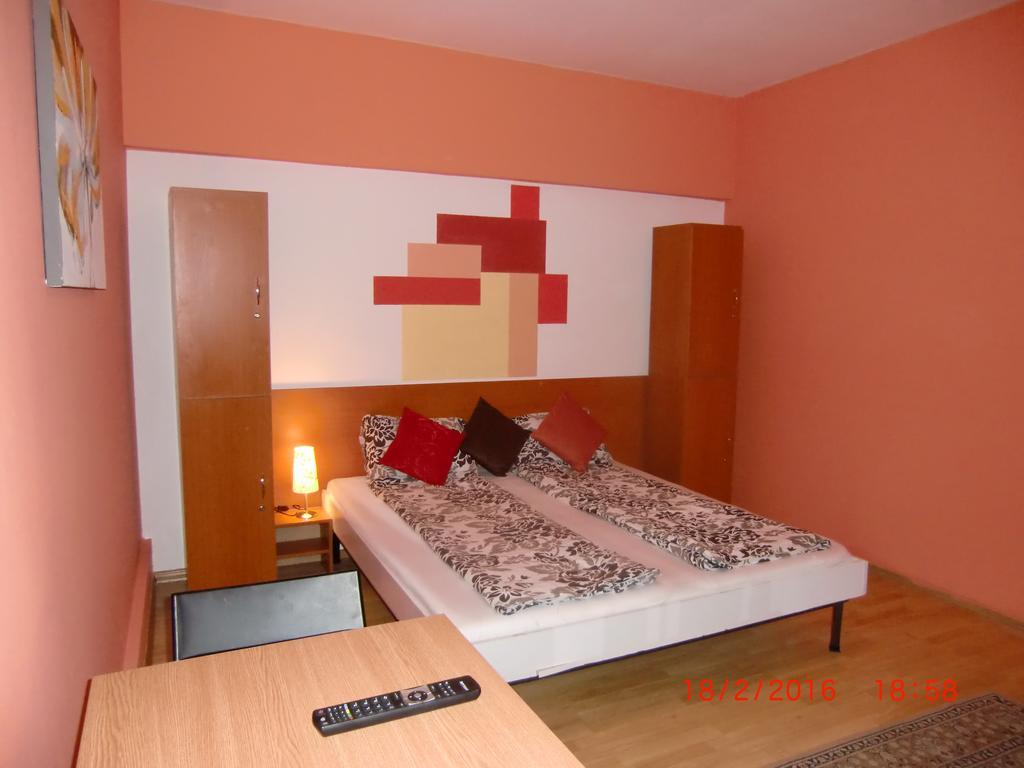 Jugendstube Hostel Brasov Ngoại thất bức ảnh