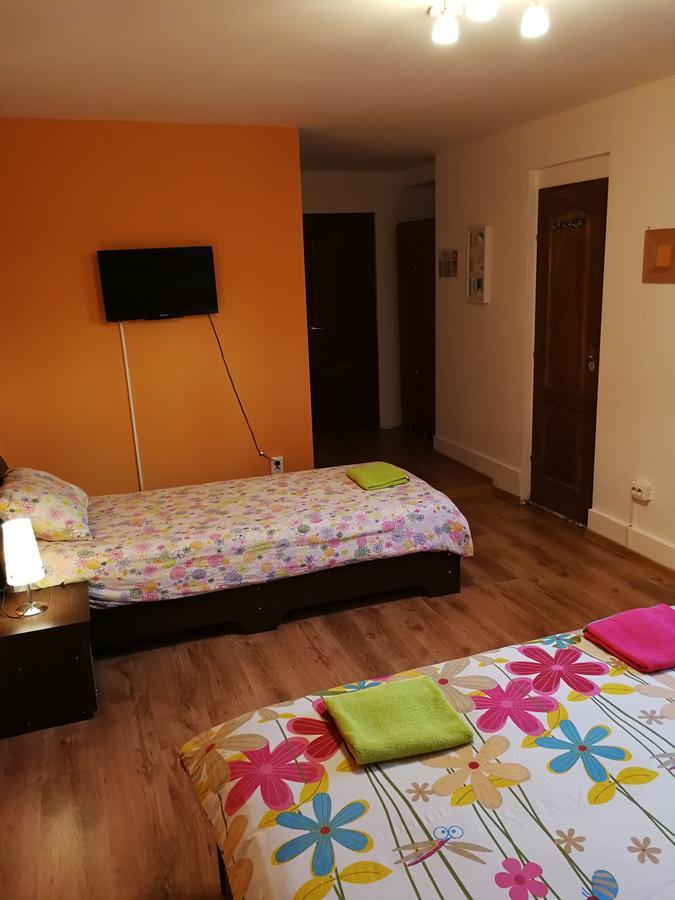 Jugendstube Hostel Brasov Ngoại thất bức ảnh