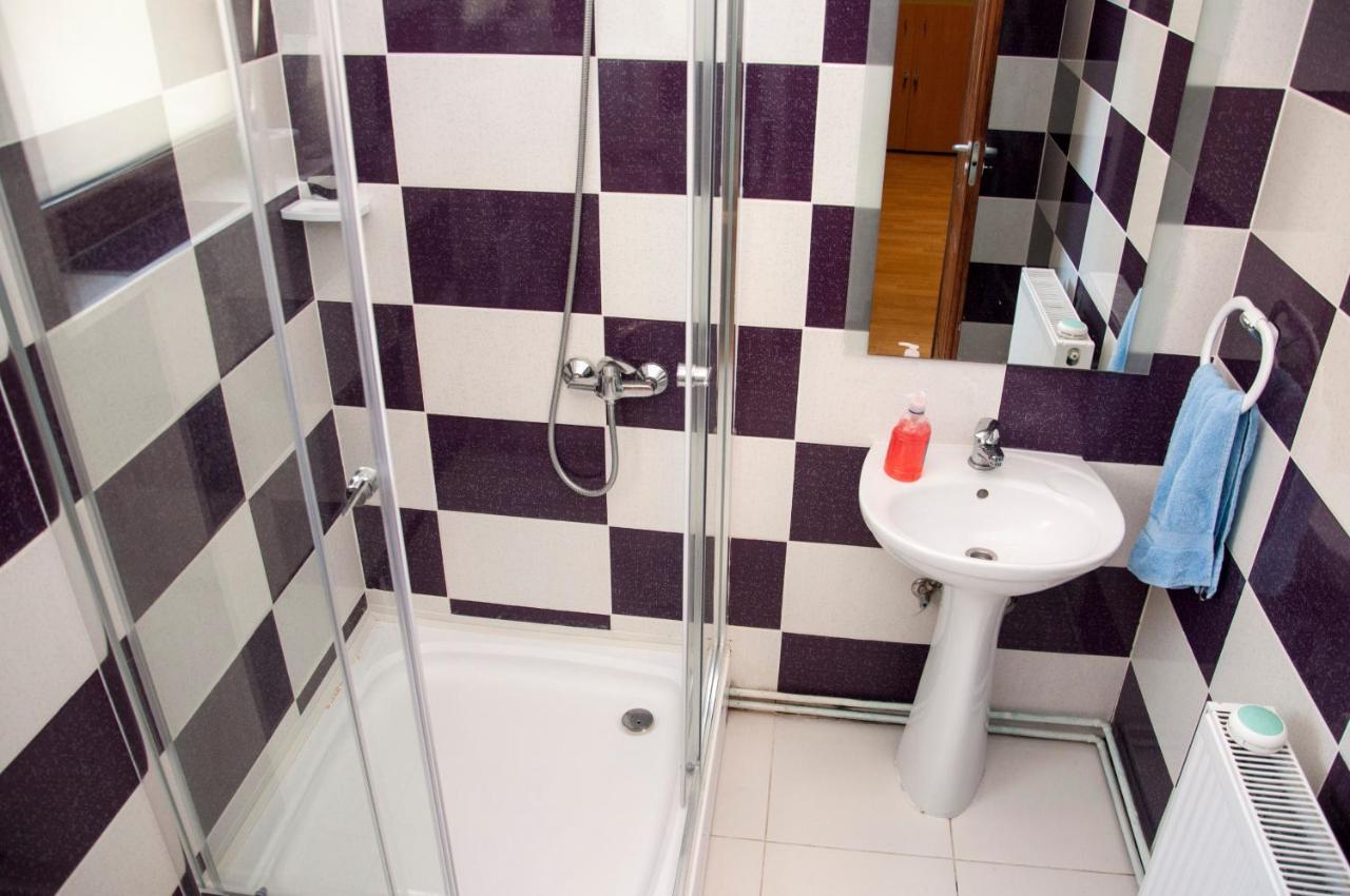 Jugendstube Hostel Brasov Ngoại thất bức ảnh